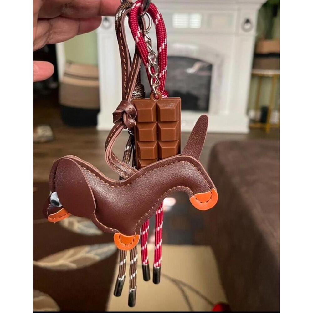 Dog keychain - Picture 1 of 3